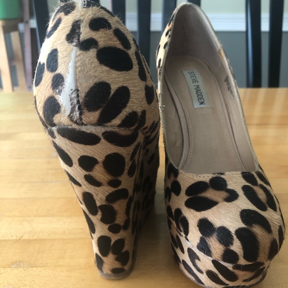 Steve Madden Pammyy Leopard 7.5 wedges - Picture 4 of 10